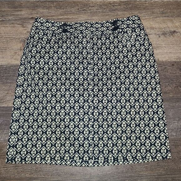Ann Taylor Navy Geometric Patterend Skirt - Picture 3 of 7